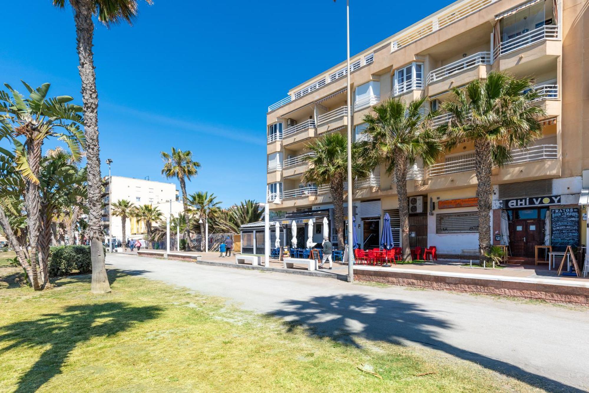 Wintowinrentals 1ª Linea De Playa, Parking Y Wifi Rincon de la Victoria Ngoại thất bức ảnh